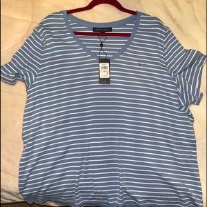 New Tommy Hilfiger women’s T-shirt